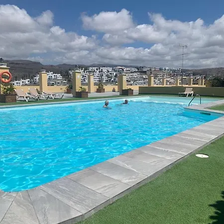 Sea La Vi Apartment *